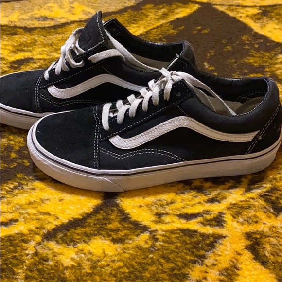 Vans - Picture 2 of 4